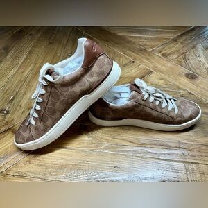 Coach G5061 Womens Lowline Luxe Low Top Logo Sneakers Shoes 9.5 - worn once/nice